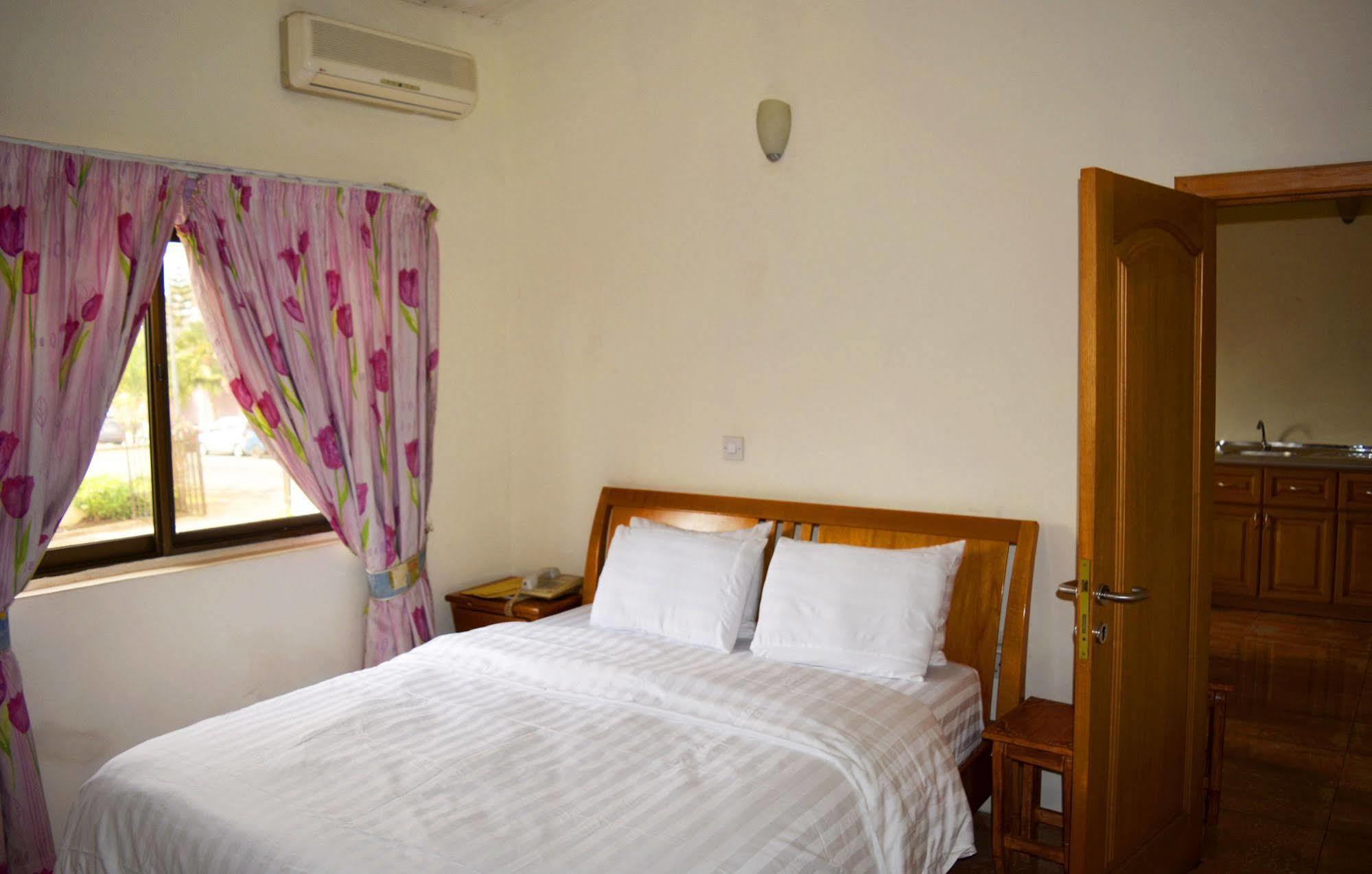Hotel Georgia Accra Kültér fotó